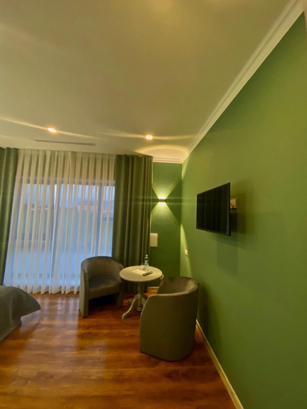 Apartmán Royal Rest Bilokrynychchya Exteriér fotografie